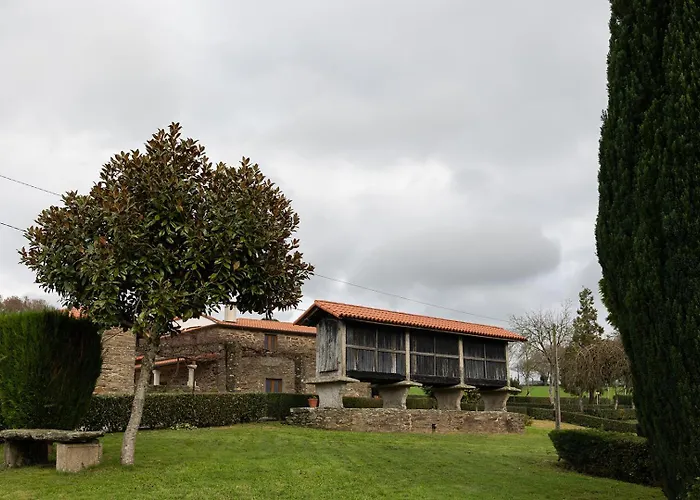 Casa A Curiscada ヴィラ *